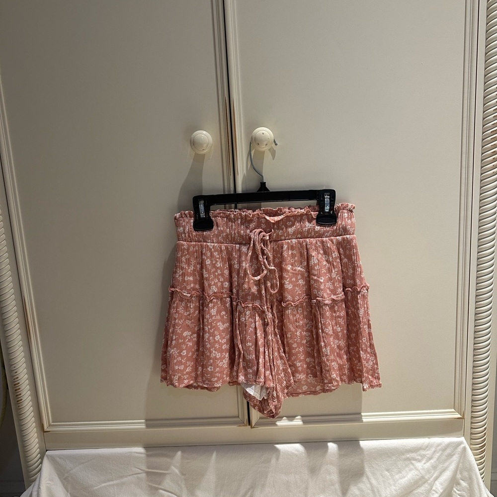Altar'd State Pink Floral Women's Shorts